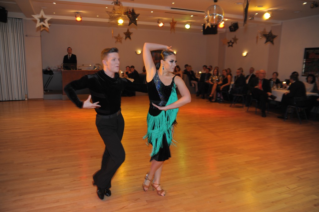 2017 12 09 lenard weihnachtsball erwachsene 051