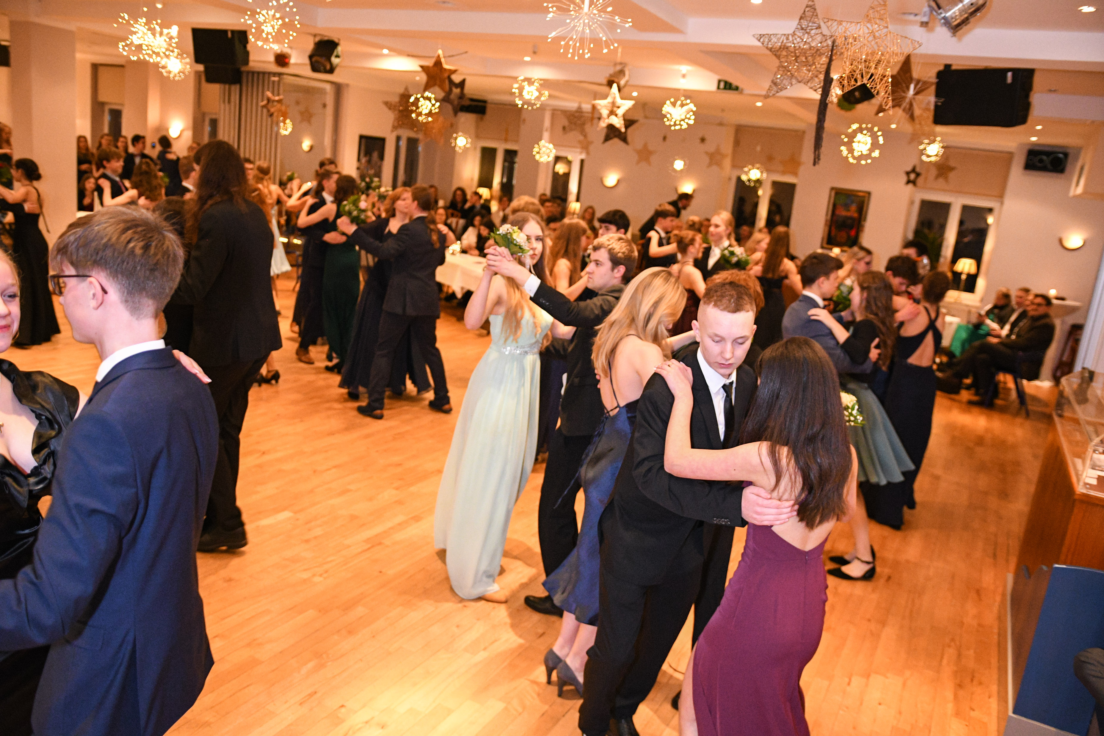 Winterball 1 Lenard 2022 199
