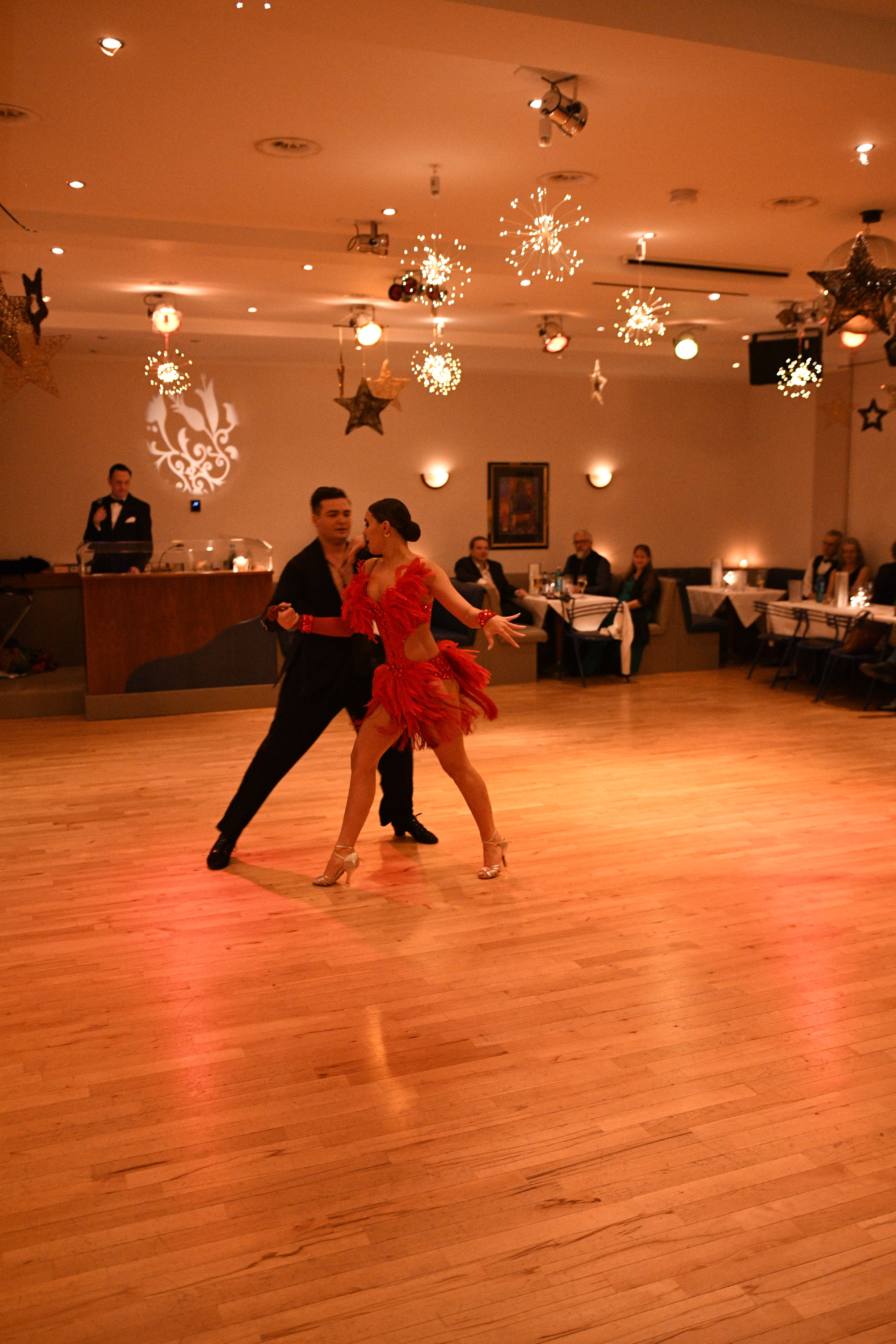 Winterball 1 Lenard 2022 471