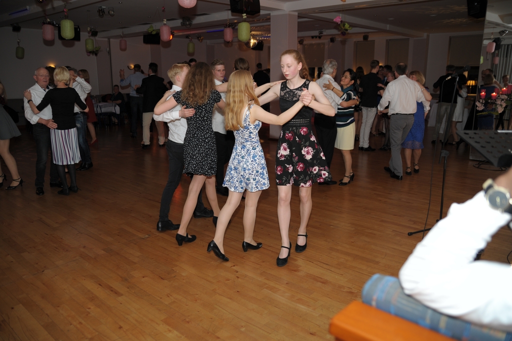 2018 04 30 lenard tanz in den mai 040