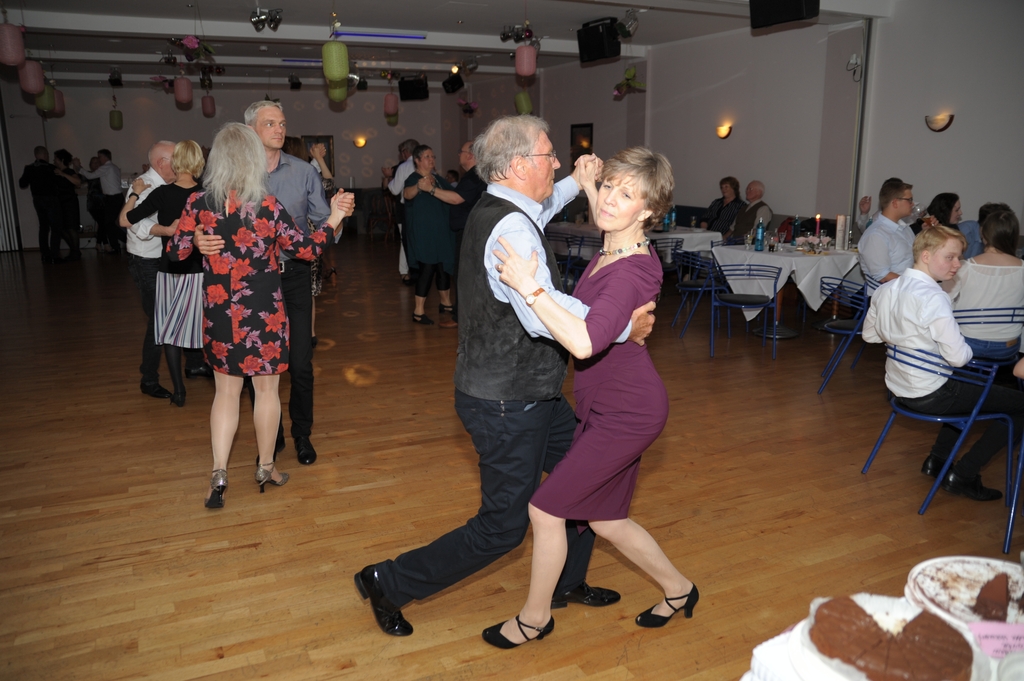 2018 04 30 lenard tanz in den mai 074