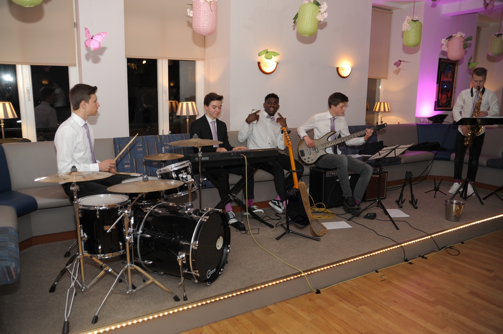 2018 04 30 lenard tanz in den mai 078