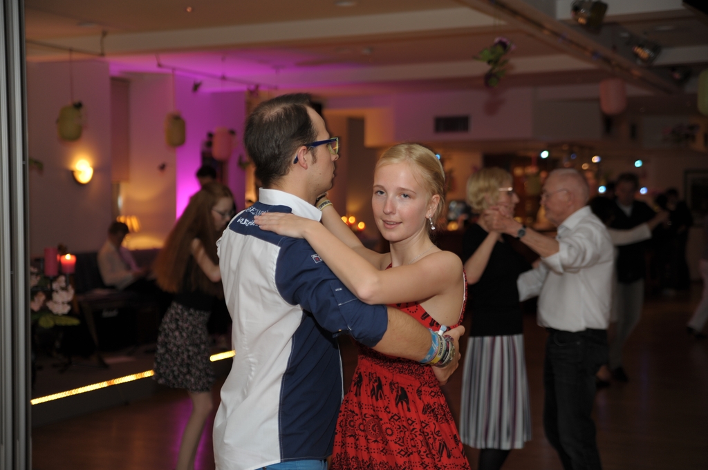 2018 04 30 lenard tanz in den mai 085